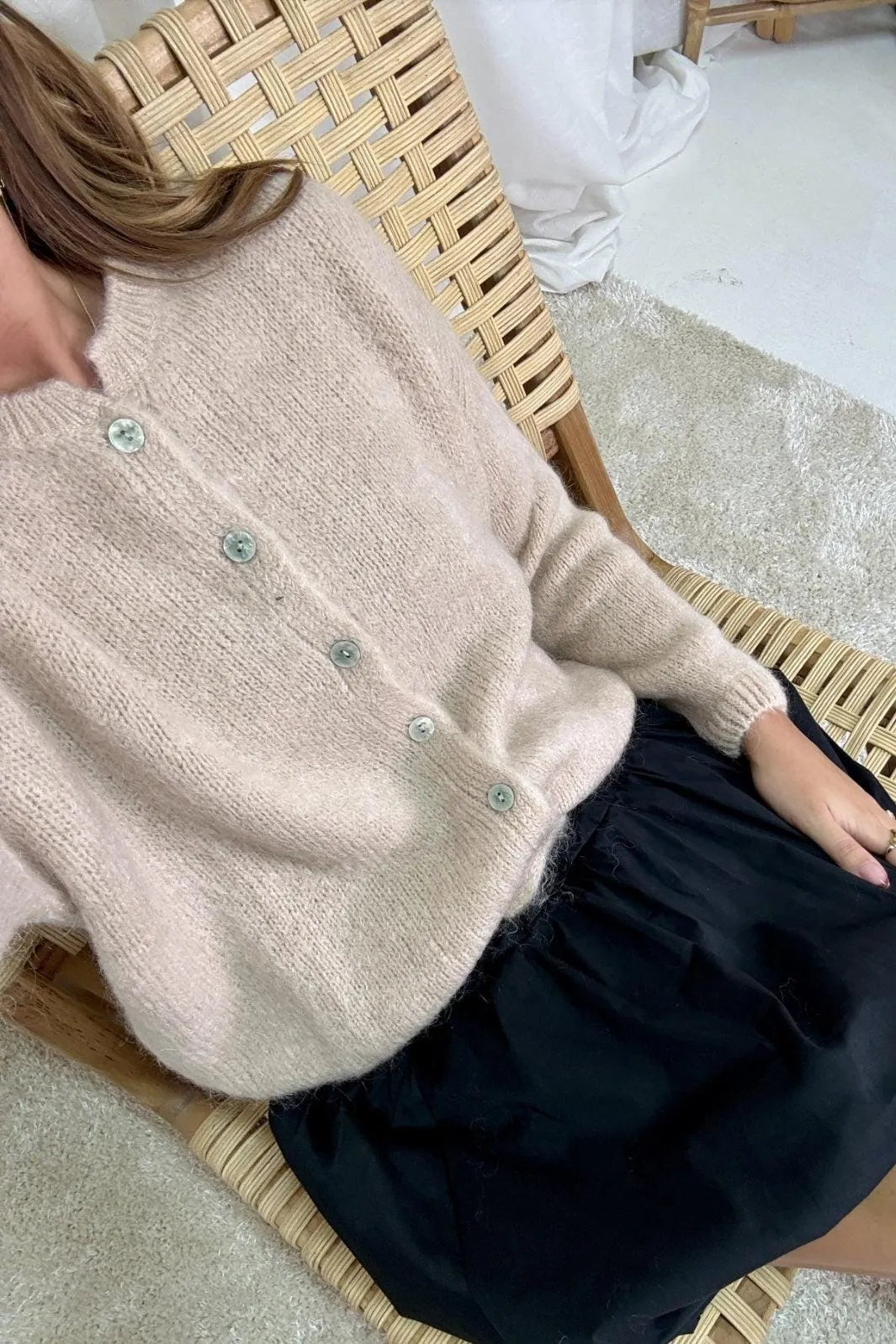 A-bee - Soft Cardigan - Beige