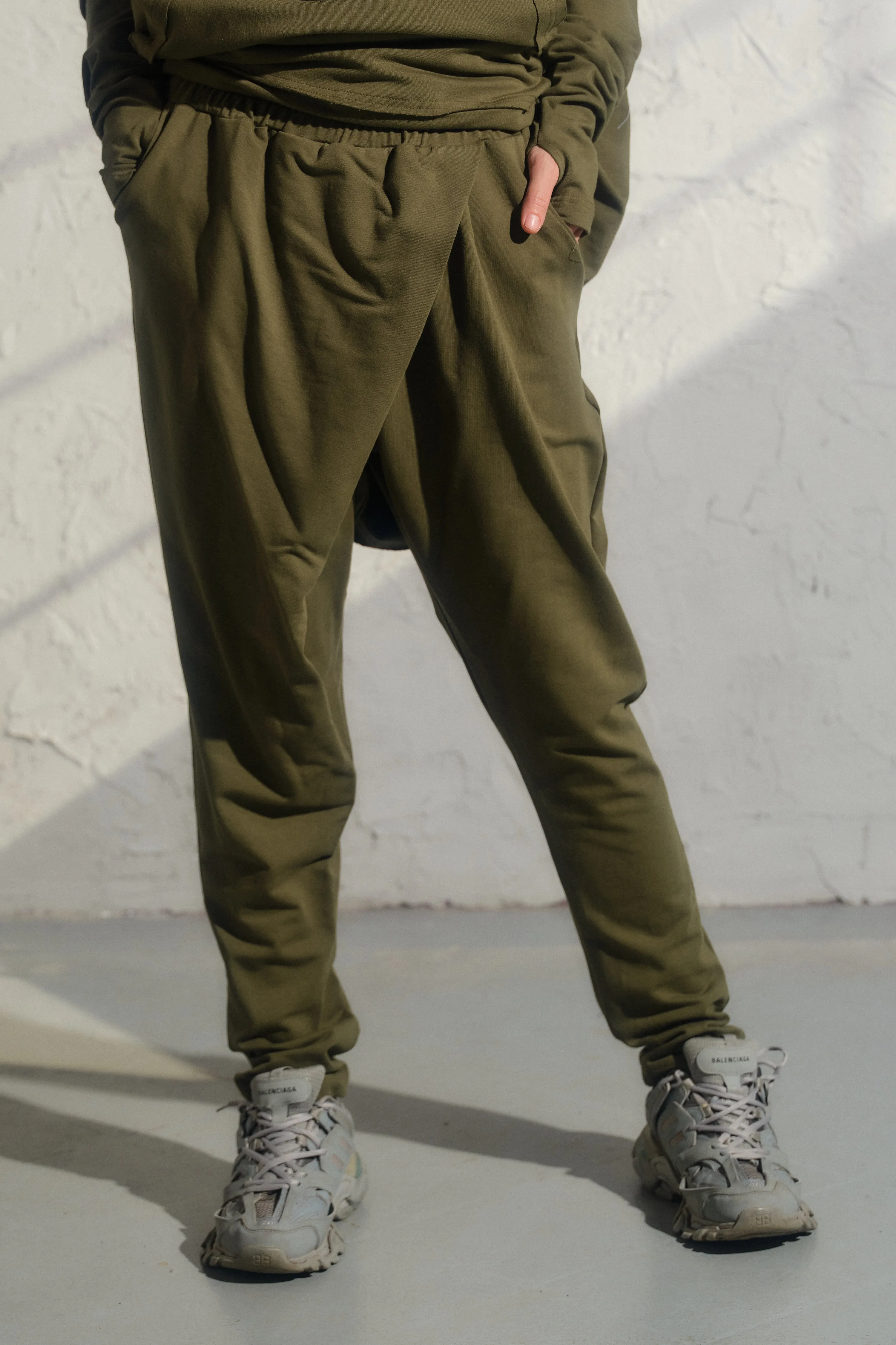 Casual organic cotton set - hooded sweatshirt and baggy pants