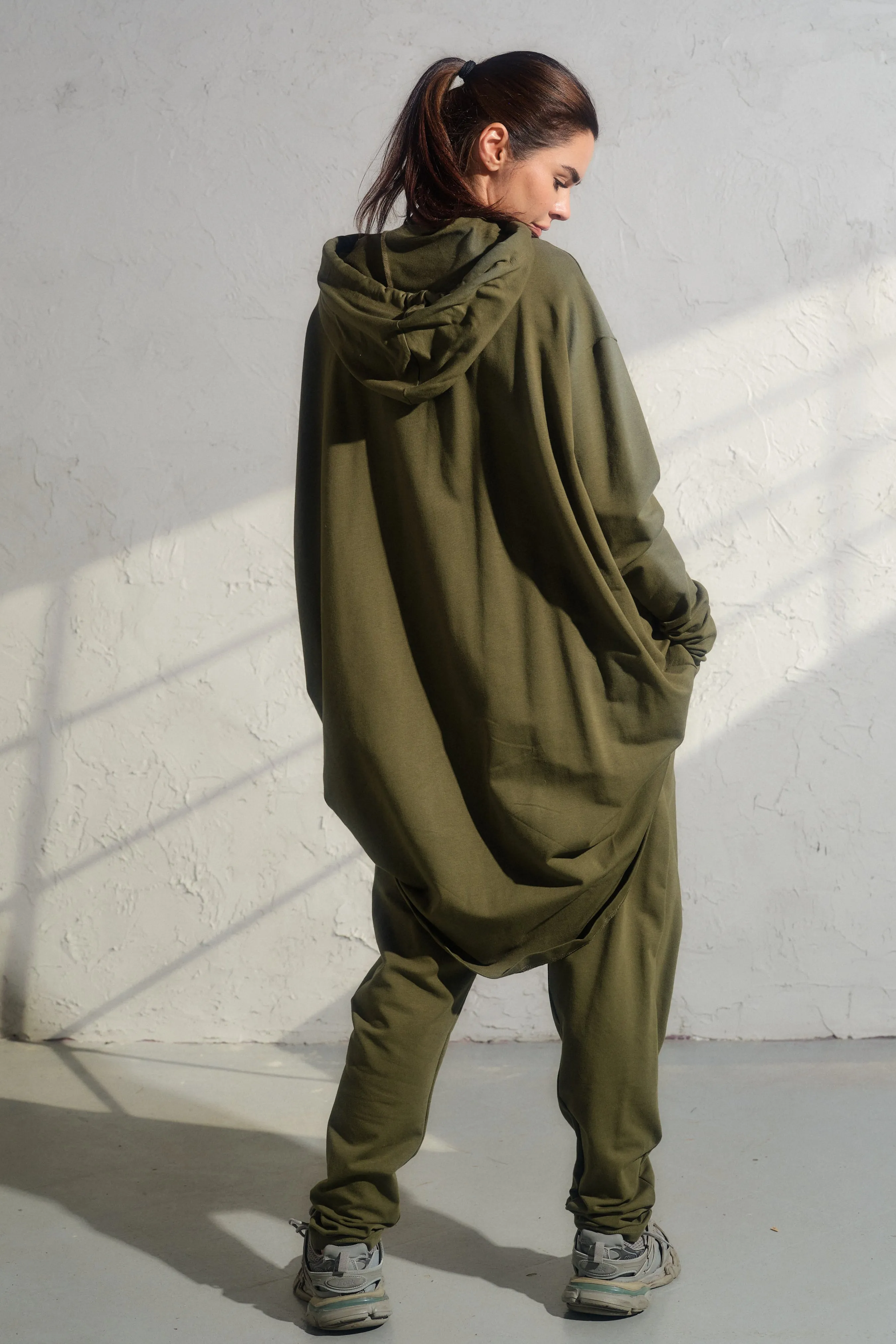 Casual organic cotton set - hooded sweatshirt and baggy pants