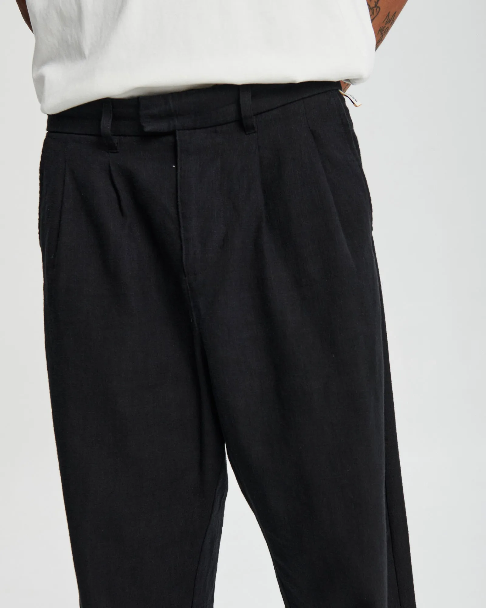 Harro Linen Pleat Pant - Black
