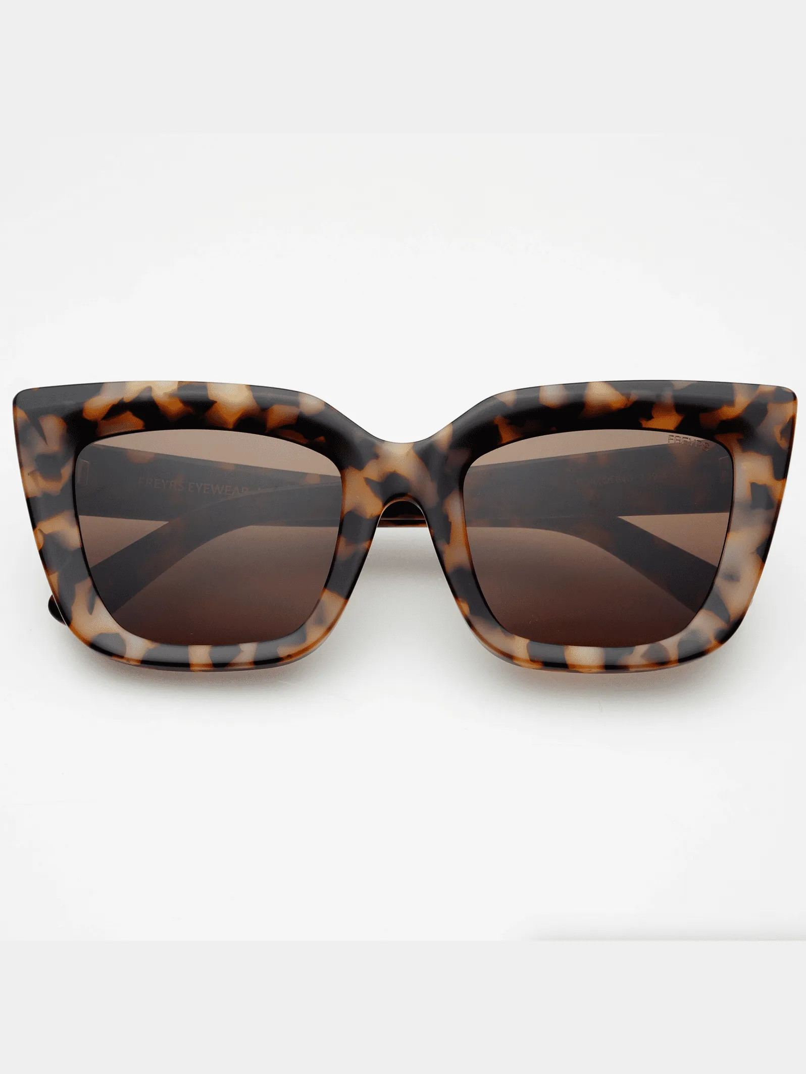 Oversized Cat Eye Sunglasses