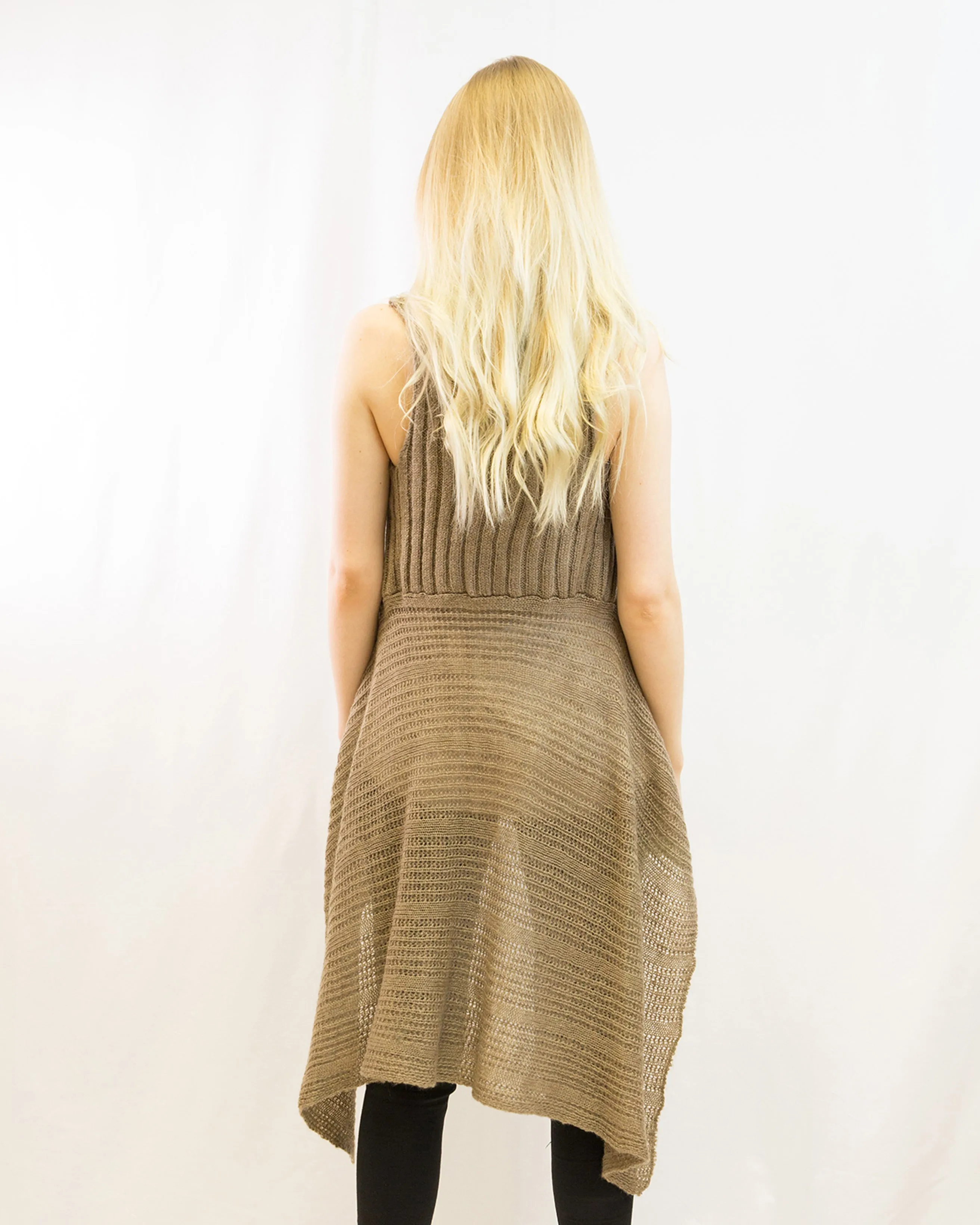 Sleeveless Wool Knitted long Cardigan (Brown)