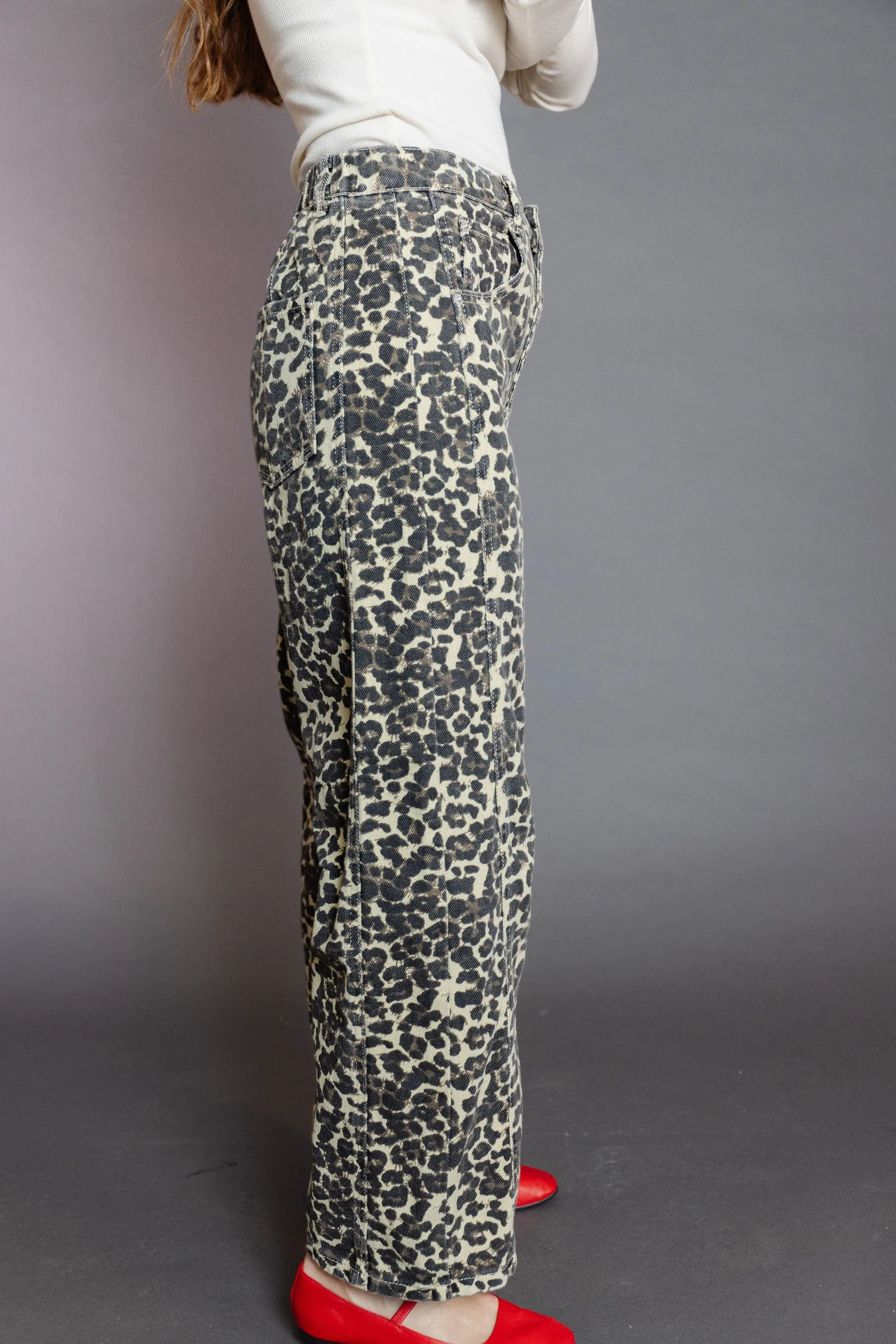Toshi Barrel Jeans in Leopard Print