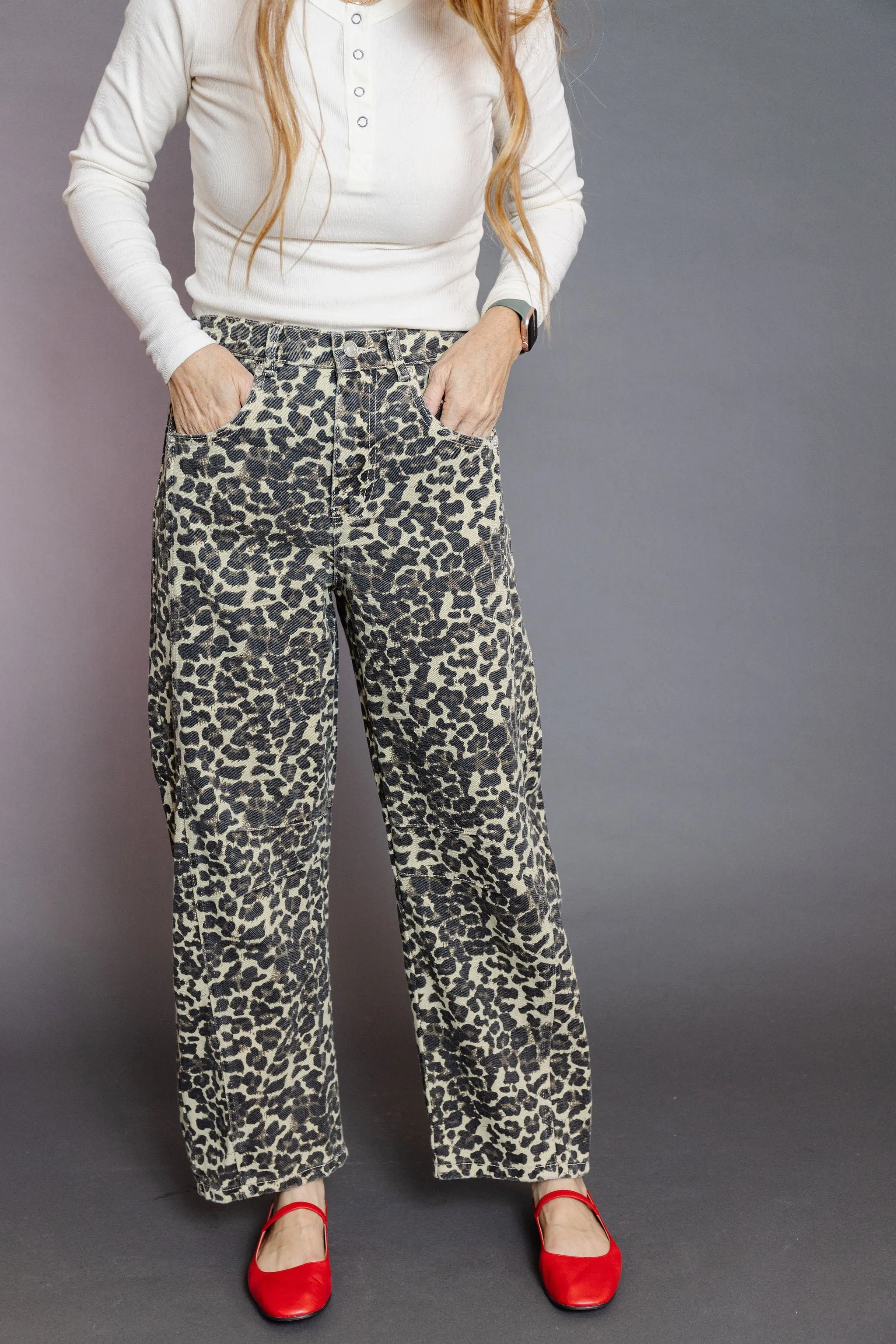 Toshi Barrel Jeans in Leopard Print