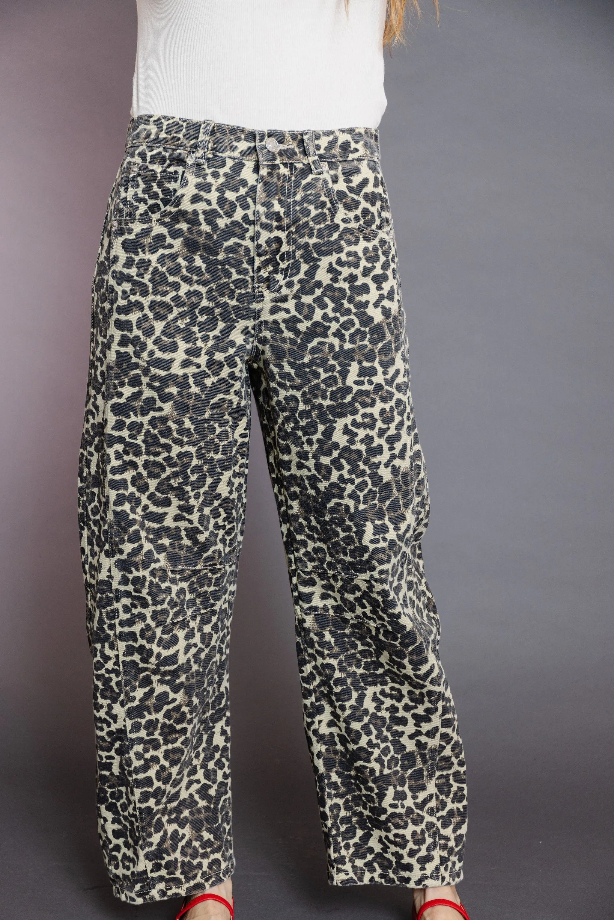 Toshi Barrel Jeans in Leopard Print